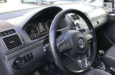 Мінівен Volkswagen Touran 2011 в 