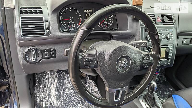 Мінівен Volkswagen Touran 2014 в Білій Церкві