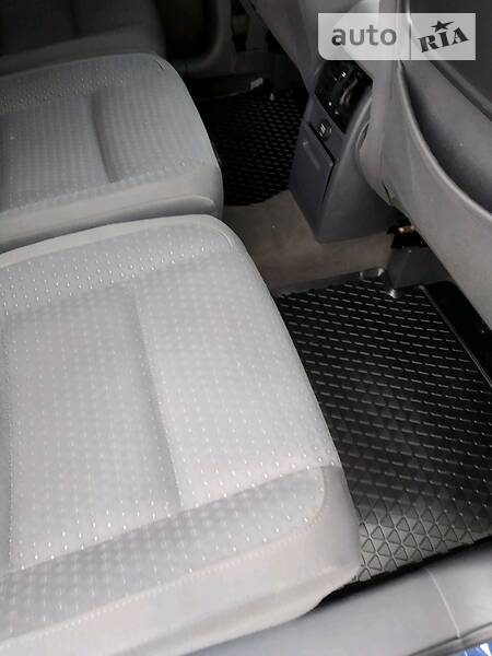 Мінівен Volkswagen Touran 2004 в Коломиї фото 23 Мінівен Volkswagen Touran 2004 в Коломиї
