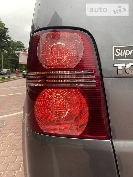 Універсал Volkswagen Touran 2006 в Івано-Франківську