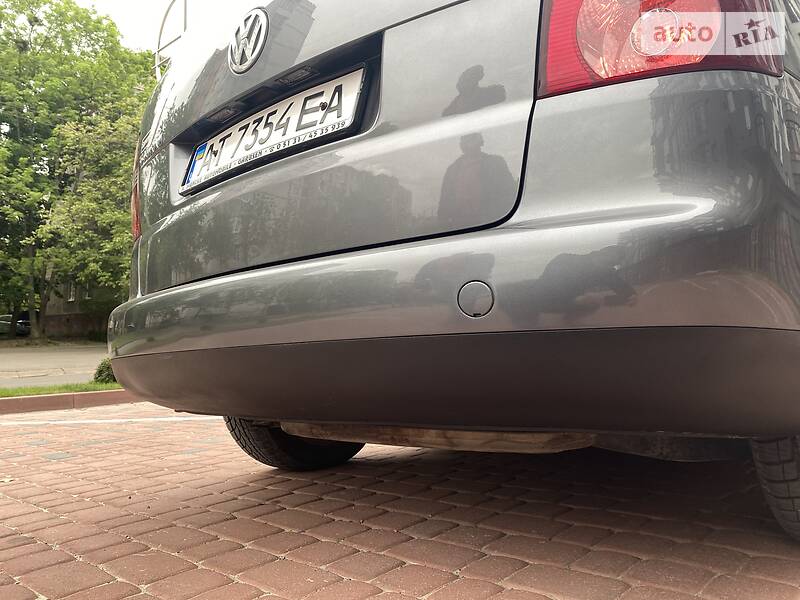 Універсал Volkswagen Touran 2006 в Івано-Франківську