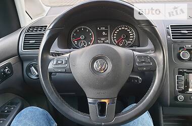 Мінівен Volkswagen Touran 2011 в 