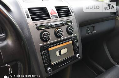 Універсал Volkswagen Touran 2009 в 