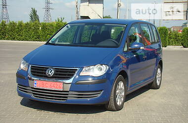Мінівен Volkswagen Touran 2007 в 