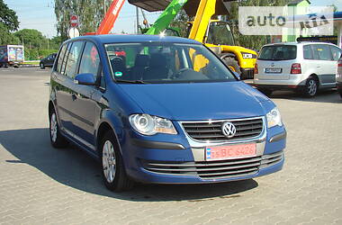 Мінівен Volkswagen Touran 2007 в 