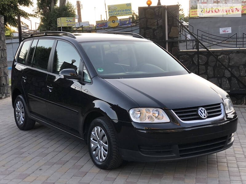 Мінівен Volkswagen Touran 2006 в Хмельницькому