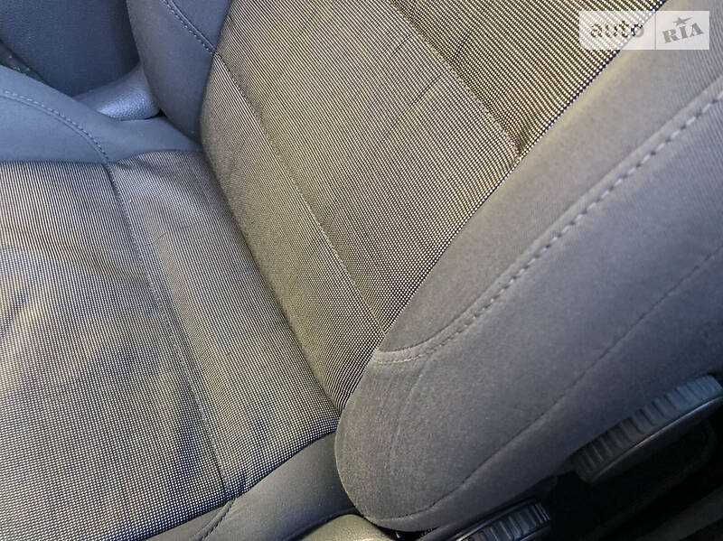 Мінівен Volkswagen Touran 2006 в Хмельницькому