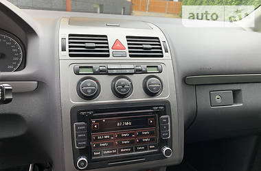 Мінівен Volkswagen Touran 2008 в 