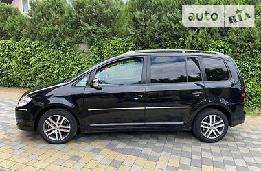 Мінівен Volkswagen Touran 2008 в 