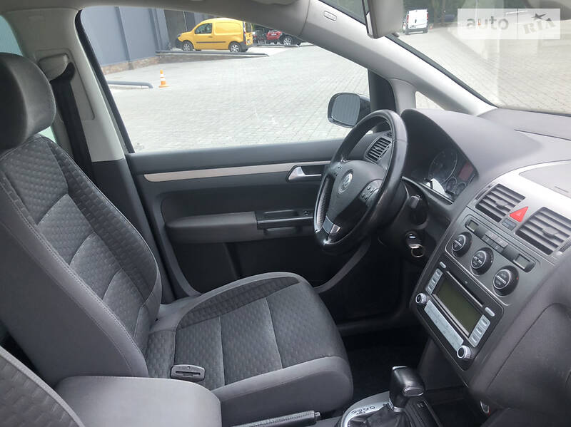 Мінівен Volkswagen Touran 2007 в Львові