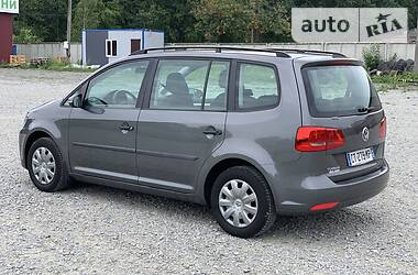Мінівен Volkswagen Touran 2013 в 