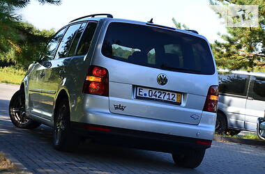 Минивэн Volkswagen Touran 2009 в Дрогобыче