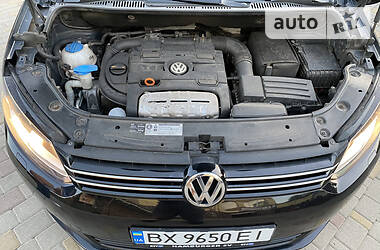 Мінівен Volkswagen Touran 2011 в 
