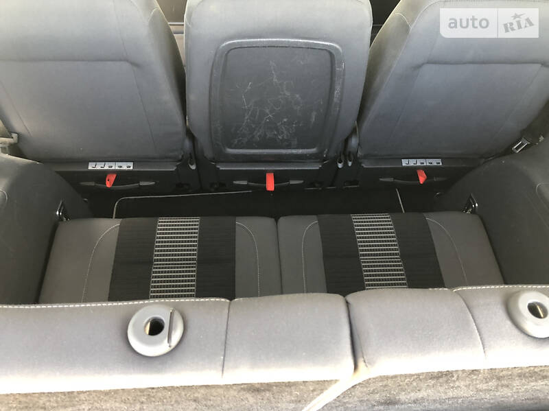 Мінівен Volkswagen Touran 2008 в Броварах фото 45 Мінівен Volkswagen Touran 2008 в Броварах