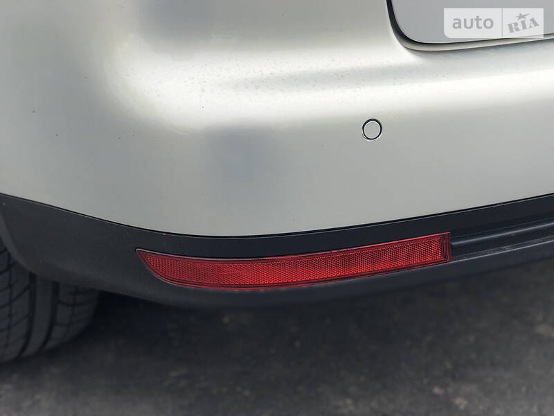 Мінівен Volkswagen Touran 2008 в Рівному