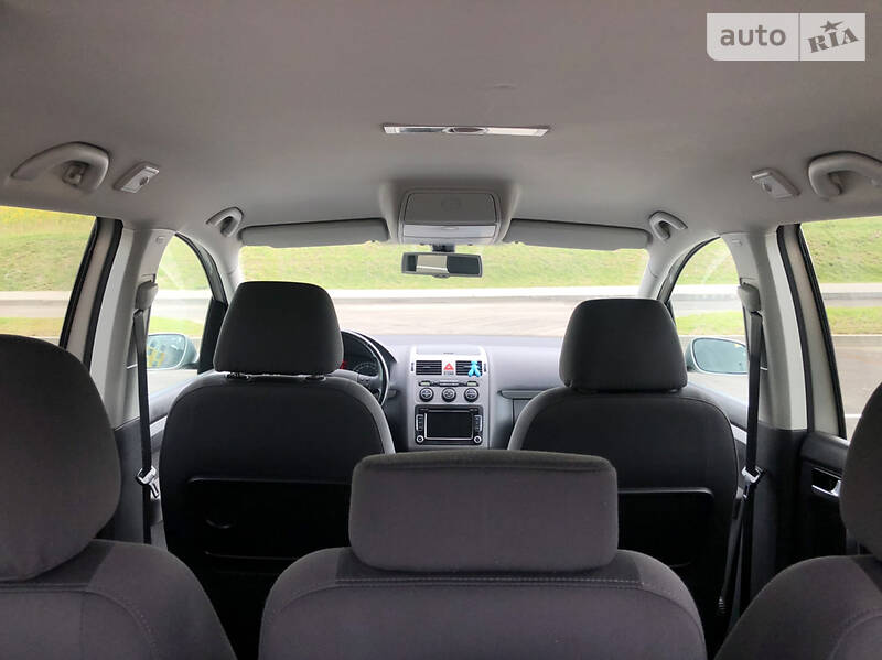 Мінівен Volkswagen Touran 2008 в Рівному