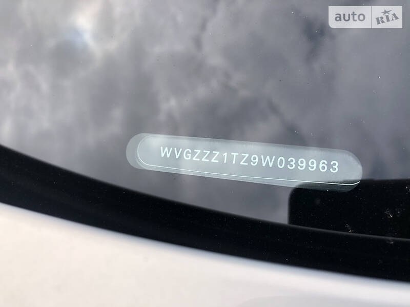 Мінівен Volkswagen Touran 2008 в Рівному