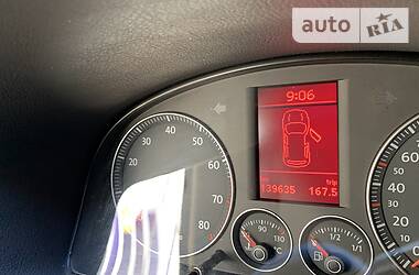 Мінівен Volkswagen Touran 2010 в 