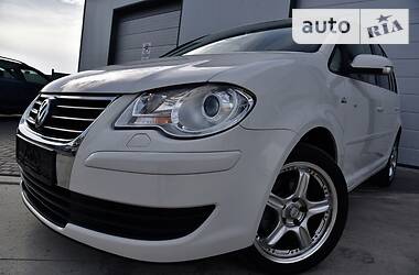 Минивэн Volkswagen Touran 2008 в Дрогобыче