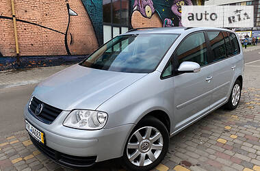 Универсал Volkswagen Touran 2006 в Луцке