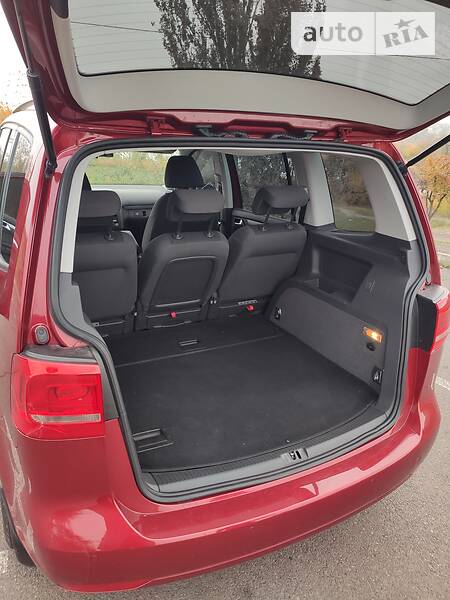 Мікровен Volkswagen Touran 2011 в Кривому Розі фото 10 Мікровен Volkswagen Touran 2011 в Кривому Розі