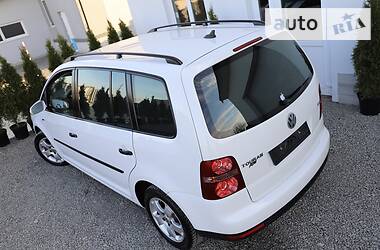 Минивэн Volkswagen Touran 2009 в Дрогобыче