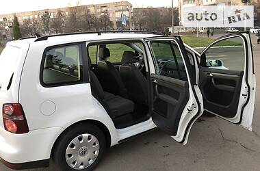 Минивэн Volkswagen Touran 2009 в Ровно