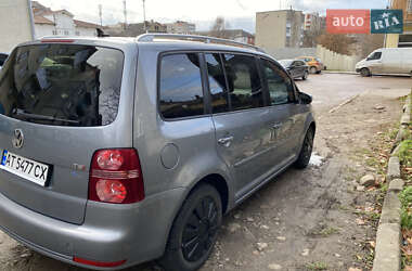 Минивэн Volkswagen Touran 2010 в Калуше