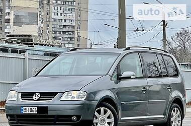 Универсал Volkswagen Touran 2005 в Одессе