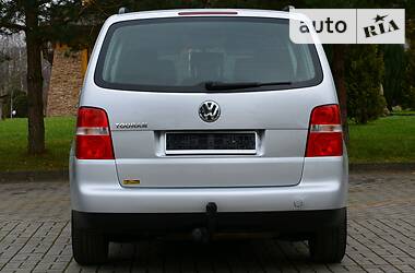 Минивэн Volkswagen Touran 2005 в Дрогобыче