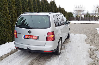 Минивэн Volkswagen Touran 2008 в Львове