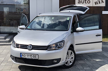 Минивэн Volkswagen Touran 2014 в Хусте