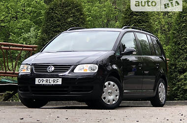 Мінівен Volkswagen Touran 2004 в Дрогобичі