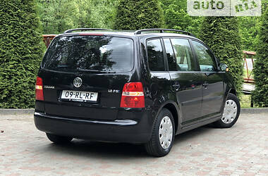 Мінівен Volkswagen Touran 2004 в Дрогобичі