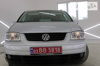 Минивэн Volkswagen Touran 2005 в Трускавце