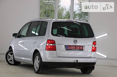 Минивэн Volkswagen Touran 2005 в Трускавце