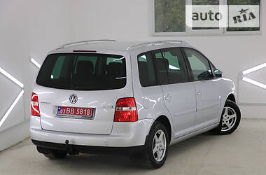 Минивэн Volkswagen Touran 2005 в Трускавце