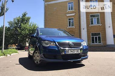 Минивэн Volkswagen Touran 2007 в Кривом Роге