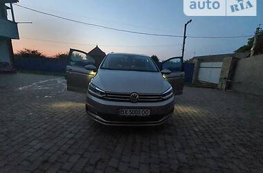 Мінівен Volkswagen Touran 2016 в Кам'янець-Подільському