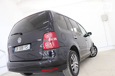 Минивэн Volkswagen Touran 2008 в Трускавце