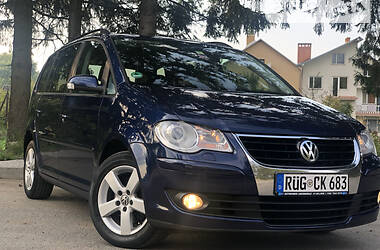 Универсал Volkswagen Touran 2008 в Самборе