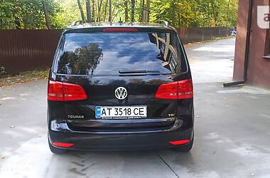 Минивэн Volkswagen Touran 2015 в Ивано-Франковске