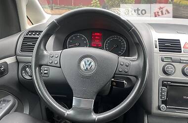 Минивэн Volkswagen Touran 2009 в Житомире