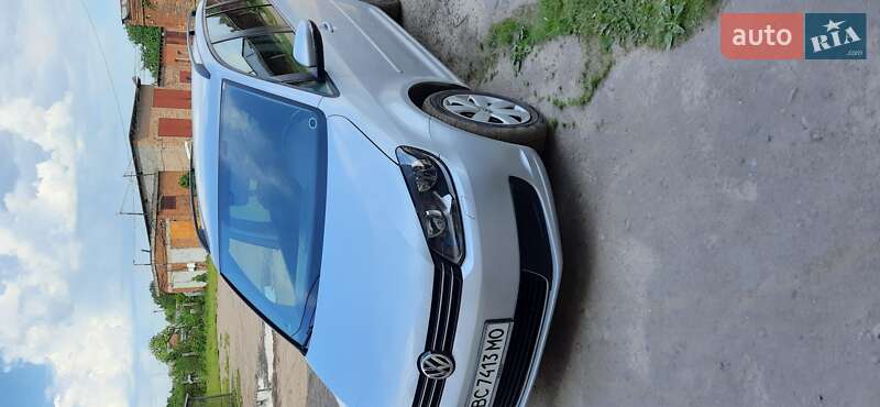 Мікровен Volkswagen Touran 2012 в Шептицькому