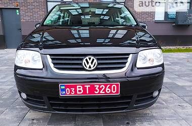 Минивэн Volkswagen Touran 2004 в Львове