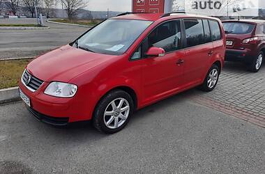 Минивэн Volkswagen Touran 2006 в Бучаче