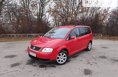 Минивэн Volkswagen Touran 2006 в Бучаче