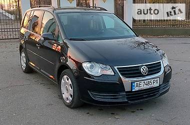 Минивэн Volkswagen Touran 2007 в Кривом Роге