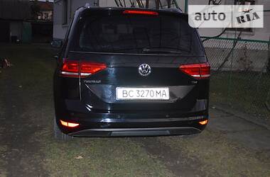 Микровэн Volkswagen Touran 2016 в Стрые