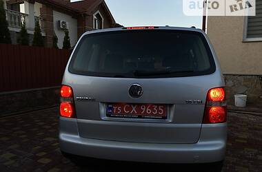 Универсал Volkswagen Touran 2004 в Тернополе